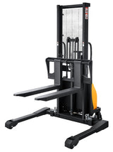Semi-Electric Straddle Stacker - 3300Lbs Capacity - 63"/118" Lifting - CTD15B-III