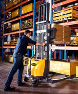 APL-Semi-Electric Straddle Stacker - 3300Lbs Capacity - 63"/118" Lifting - CTD10B-III A3010