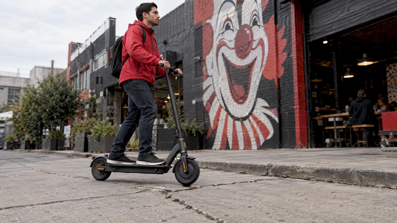 Scooter Wheel Size: 8–9 Inches for Commutes, Bigger for Bumps