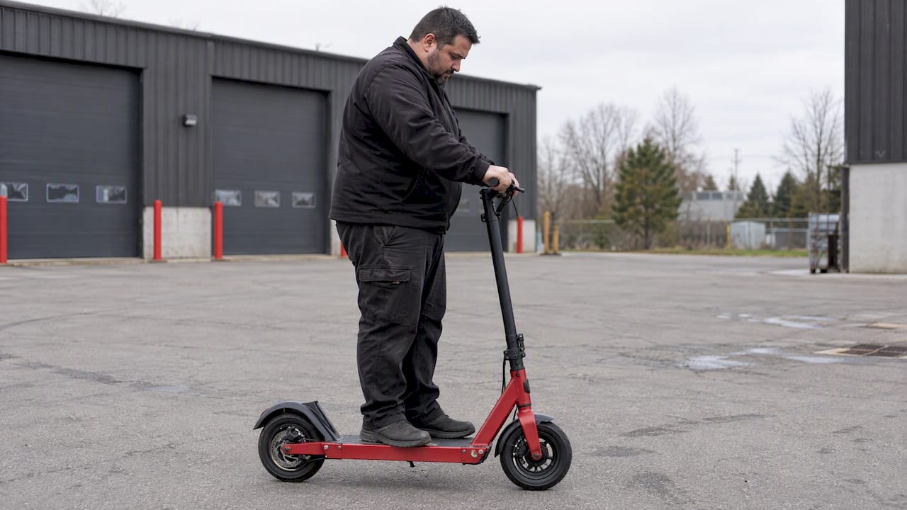 Scooter Weight Limits for Heavier Riders: 14 Inches Aren’t Enough