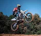 250cc 4-Stroke 5 Speed Manual Apollo Dirt Bike with Electric & Kick Start & 21”/18” Off-Road Wheels - THUNDER 250 DLX