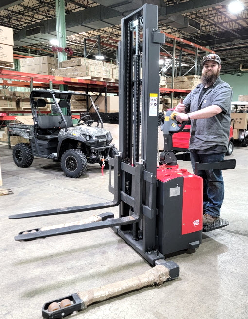 Import Stackers GSI - Fully Electric Rider Type Straddle Stacker Motorized - 3300LB Ca ...